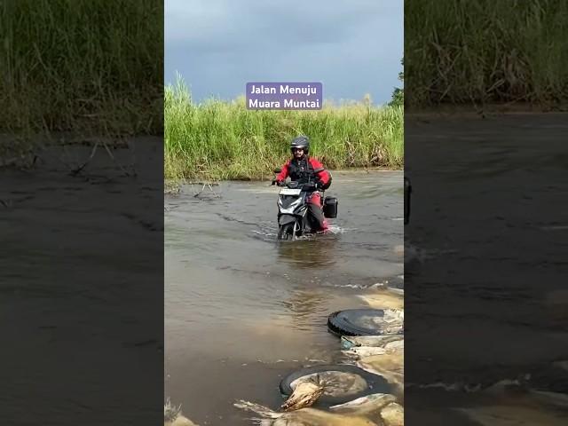 Jalan banjir #muaramuntai #jelajahdesa #banjir