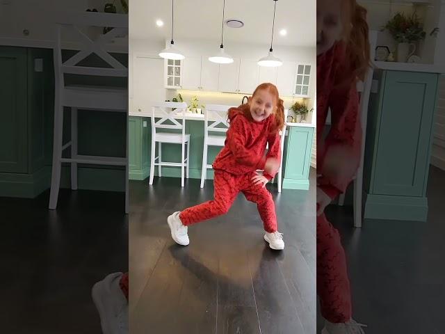 10 year old KILLS adult level dance  #notlikeus #dance