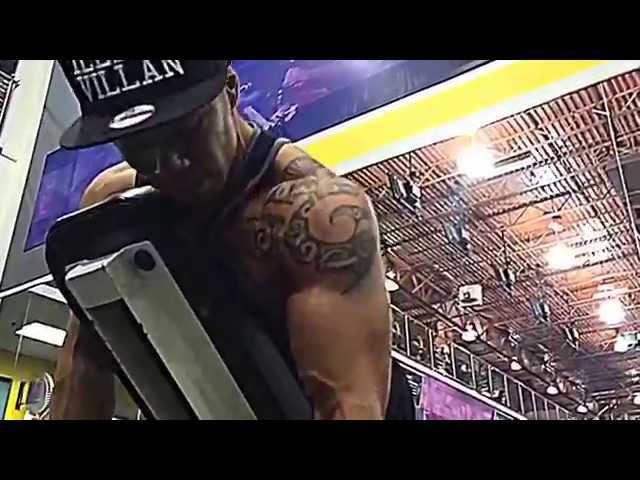 Freddy Naidu training arms w/ IFBB Pro John Nguyen & National physique athlete Alex Milan.