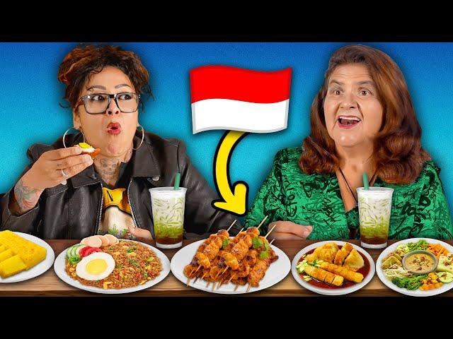 Mexican Moms try Indonesian food for the first time! 