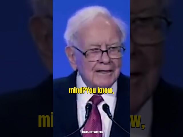 Warren Buffett Leaves The Audience SPEECHLESS | Credit: FREENVESTING