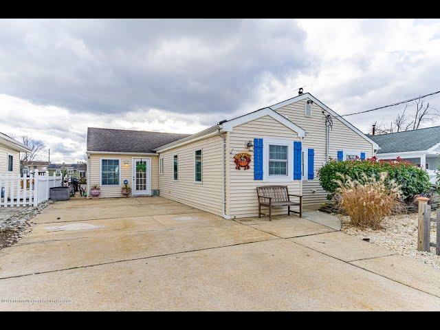 106 E Thames Road,  Little Egg Harbor, NJ 08087 - Donna Wilson - MLS 22042082