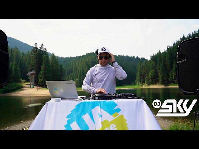 Dj Sky live @ Lake Synevyr in the Carpathian Mountains · Ukraine  #синевир #ukrainemusic