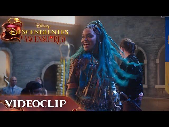 Descendientes: El Ascenso De Red | What's My Name  - Momento Musical | Disney Channel