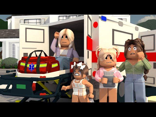 Mom Gets Into An ACCIDENT! *BROKEN BONES? FELL OFF ZIPLINE! HOSPITAL* VOICE Roblox Bloxburg Roleplay