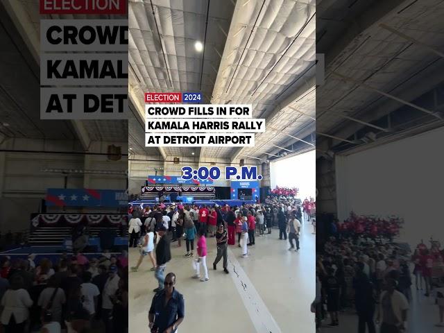 See the crowd fill in for Kamala Harris rally at Detroit airport