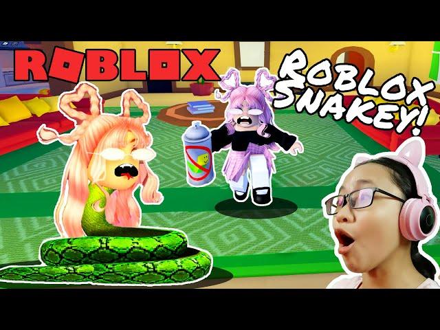 Roblox Snakey - Oh NO! I've turned into a SNAKE!!!