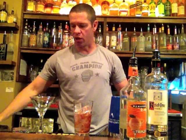 Bartending Tips: How to make a Cosmopolitan Cocktail