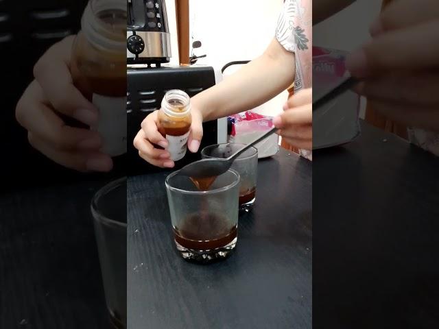 Es kopi susu dengan sirup tiramisu trieste #temenngoding #asmr