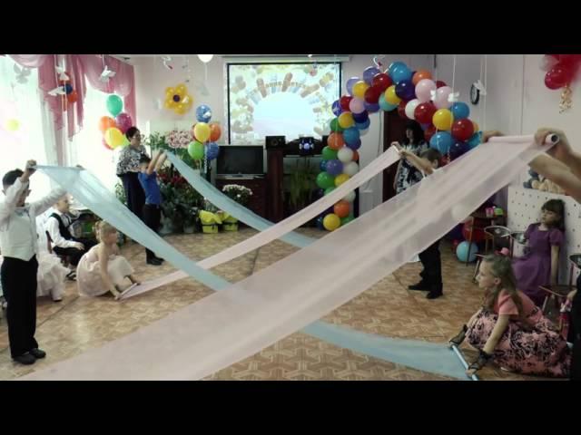 Танец на выпускном в детском саду  "Родители"
