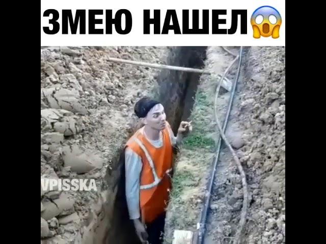 Тупой мужик нашел шланг