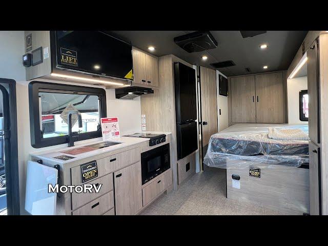 New 2025 Grand Design Lineage 25FM Class C RV