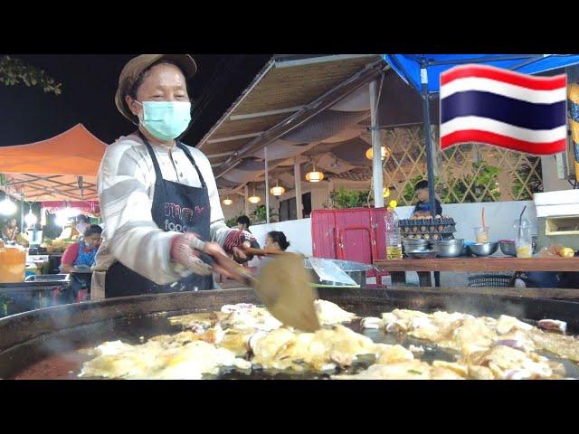 Saturday Night Market $3 OYSTER OMLET FOODIE HEAVEN! Thong Sala in Koh Phangan 4K Walk Thailand 