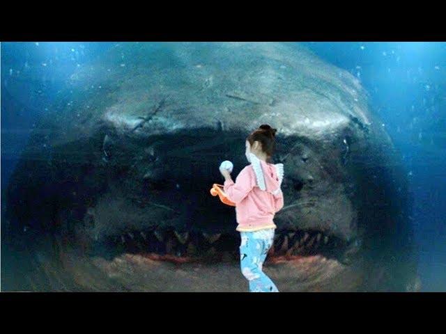 Megalodon Bites The Glass - The Meg (2018) Movie Clip HD