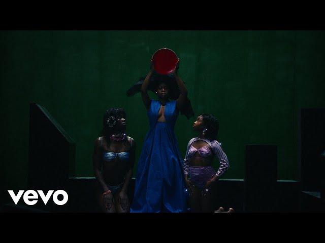 Sampa The Great - Never Forget ft. Chef 187, Tio Nason, Mwanjé (Official Music Video)