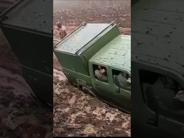 Military tactics: A video with real footage of troops evacuating Bakhmut in Ukraine in 2023