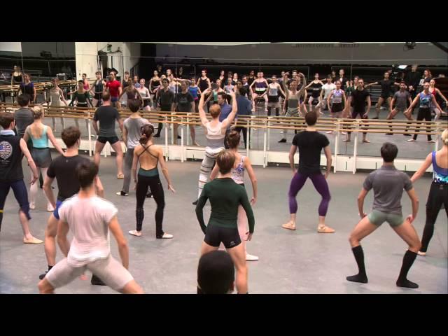 The Royal Ballet Full Class - World Ballet Day 2014