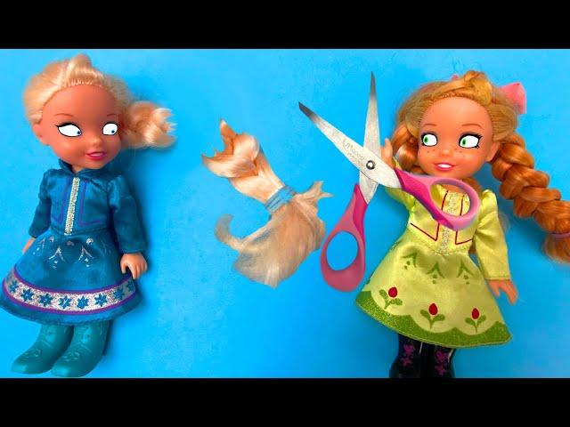 Elsa and Anna toddlers- Elsa gets a new haircut from Barbie