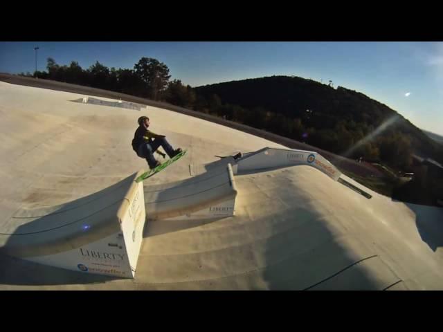 Awesome SNOWFLEX video footage at Liberty Mt Snowflex Centre, VA