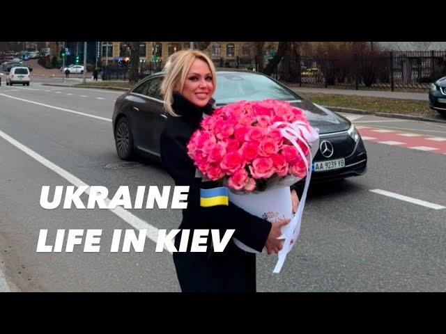 UKRAINE  LIFE IN KIEV, JANUARY 8, 2025. The Streets of Kiev, Ukraine. Street Scenes.