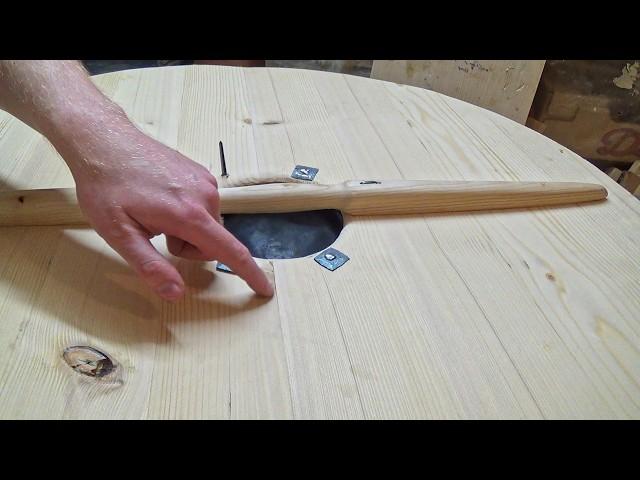 Crafting a Viking Shield ONLY with ORIGINAL MATERIALS