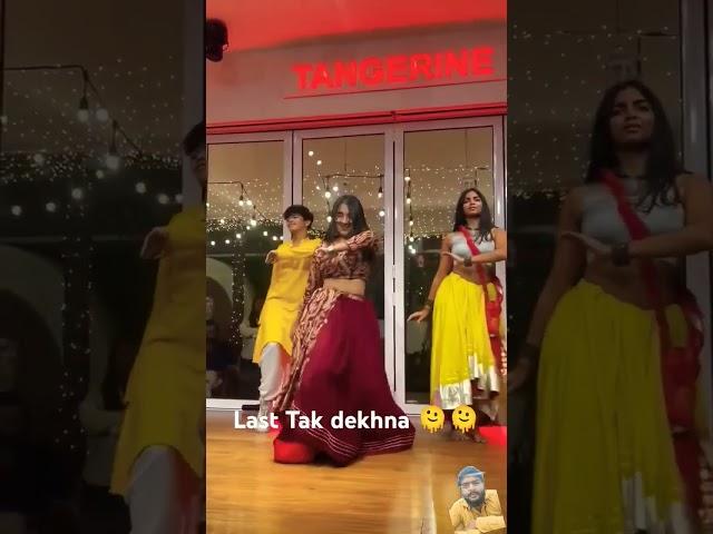 Last Tak dekhna🫠🫠 #dance #lehenga #love #saree #youtubeshorts#uyiamma