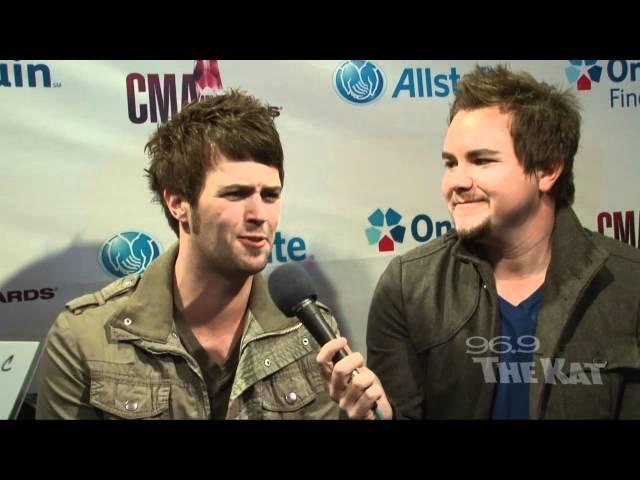 CMAs 2011 - Eli Young Band Interview with 969 The Kat