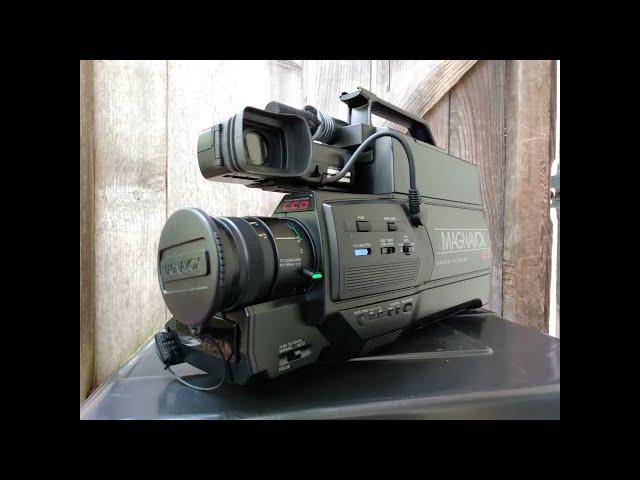 Thrift Find: Vintage Magnavox Movie Maker Model CVJ320AV01 VHS AV Camcorder 1988 SOLD