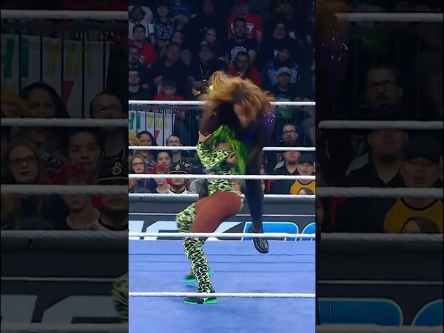 Naomi hits Nia Jax with a Samoan Drop