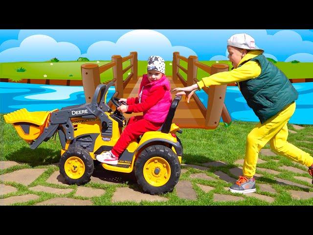 Alex Playing on the playground with POWER Wheels Tractors and Shopping in toy store