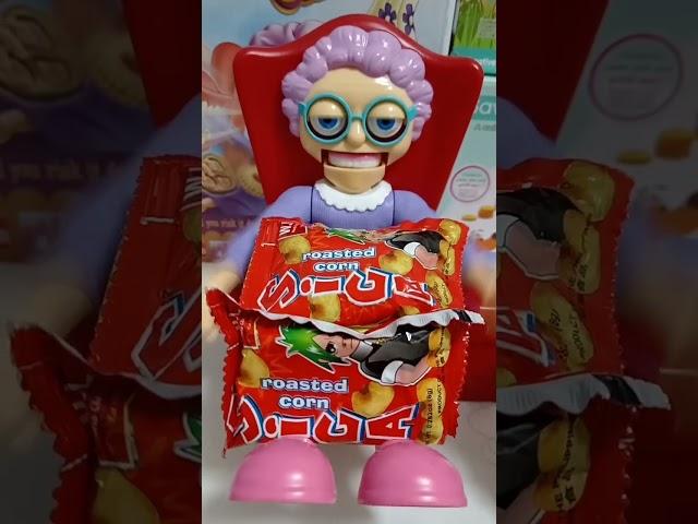 Greedy Granny's Favorite cornchips #yummy #food #trending #shorts #viral #ytshorts #shortvideo #yt