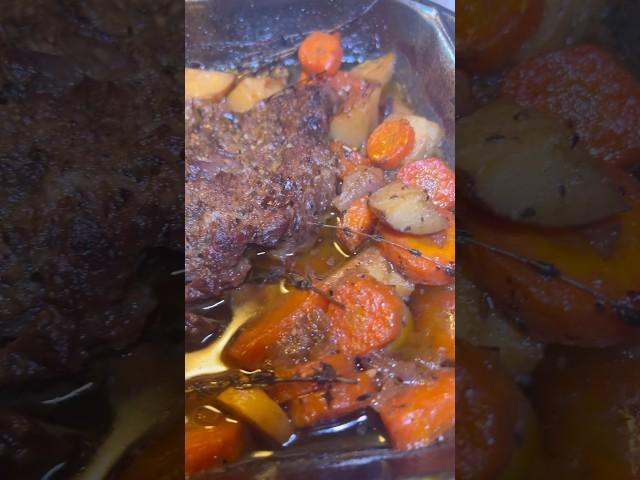 Juicy Tender Pot Roast with Carrots Onions and Potatoes #potroast #recipevideo #recipe