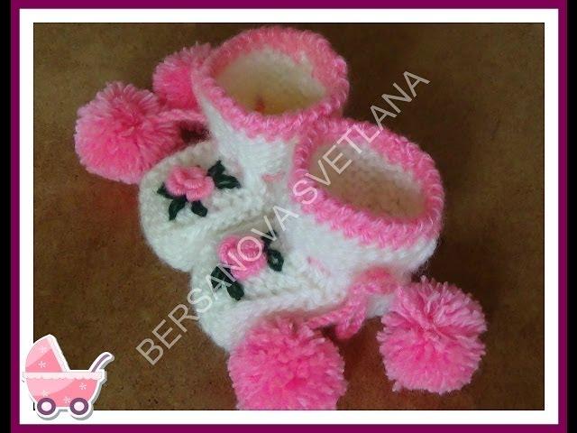 Пинетки с розочками или как связать пинетки спицами?how to knit booties spokes