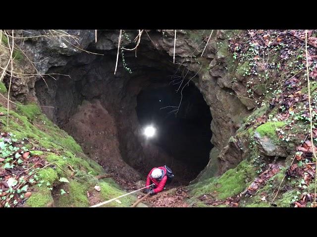 ENTER THE ABYSS (Abandoned Mine Exploration)