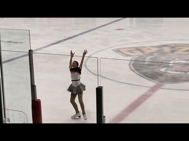 Julia skating at 2023 Hiawathaland
