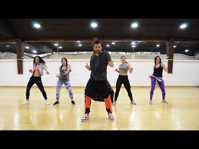 Mayores - Becky G Ft  Bad Bunny / ZUMBA