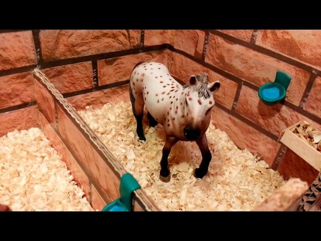 Обзор на лошадей и персонал фирмы Schleich