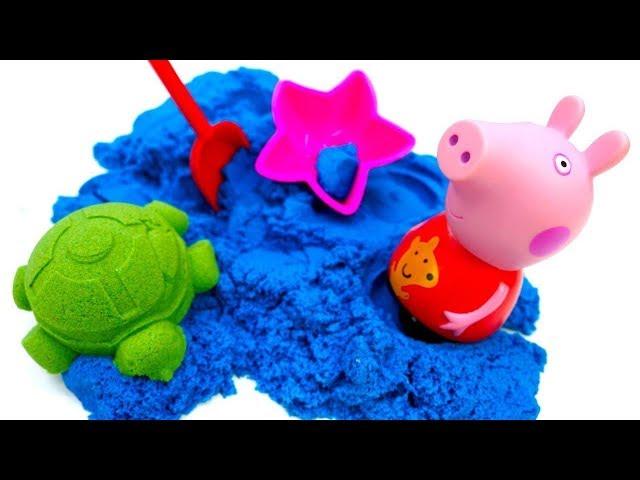 Peppa Pig toys and kinetic sand: Learn colors for kids