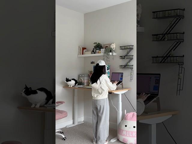 Matching desks with my boyfriend 🪵️ #home #homeoffice #interior #standingdesk #couple #desk