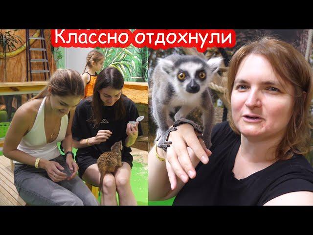 VLOG Отдых семьёй в ТЦ Блокбастер