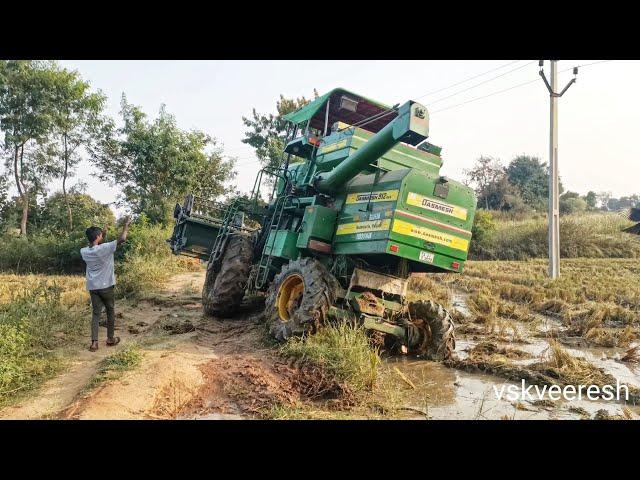 Johndeere 5075 E harvester stunt video #tractor videos| #vskveeresh..