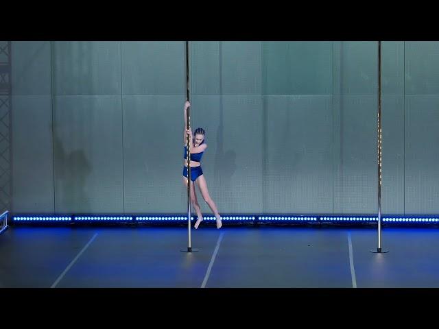 Julia Fulbiszewska - JUNIOR 12-14 debut - Pole Dance Show 2023