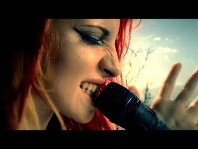 Paramore: crushcrushcrush [OFFICIAL VIDEO]