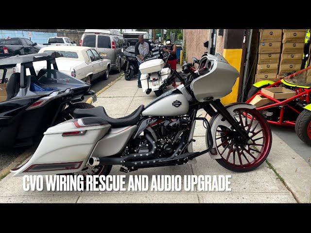 Shelby’s Cvo Road glide in for a wiring rescue and a Nvs Audio stage 3 audio upgrade.