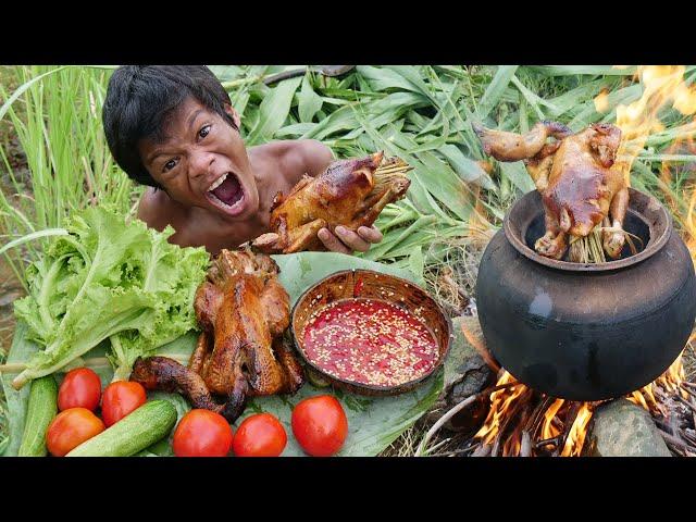 Primitive Technology - Kmeng Prey - Cooking Chicken In Clay Pot