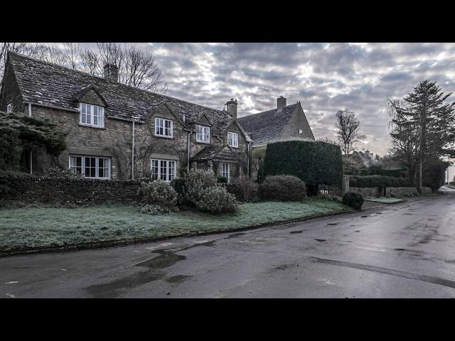 A Winter Morning Walk in a Captivating Cotswold Village