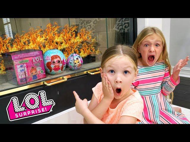 Mom Hides Our LOL Surprise in the Fireplace!!!