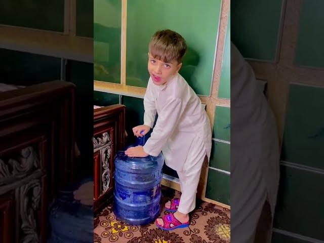 Famous Molvi Usman Funny Short Videos TikTok comedy videos #famousmolvi #molviusmantiktok #shorts