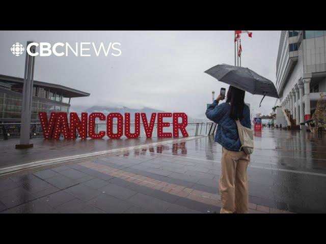 Giant ‘Vancouver’ sign returns to waterfront but with hefty price tag attached