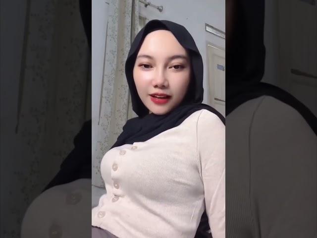 Live Sange - Hijab Ukty Pemersatu Bangsa (Penonton Menang Banyak)